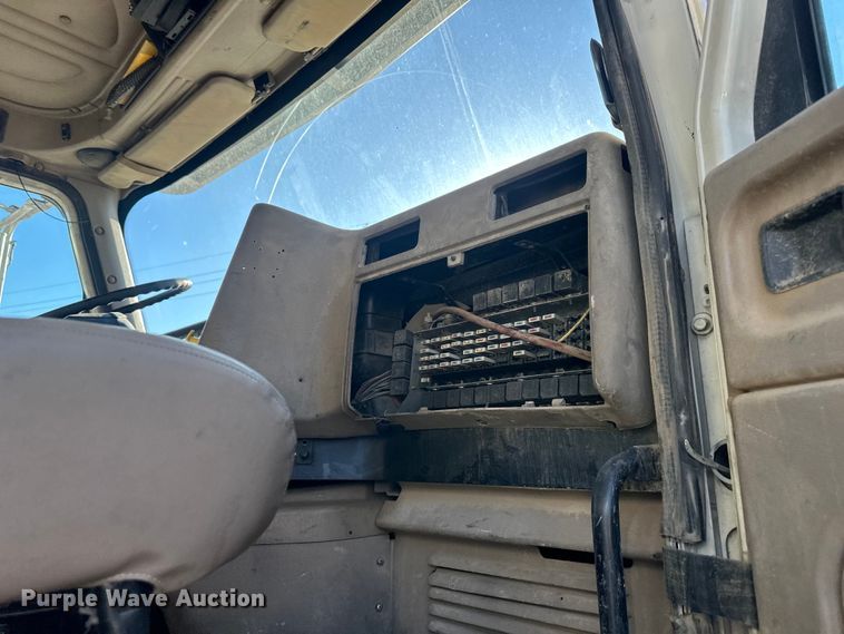 image for item DQ6449 2007 International  5500i dump truck