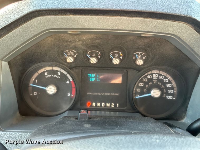 image for item DQ6759 2016 Ford F450 Super Duty utility / service truck