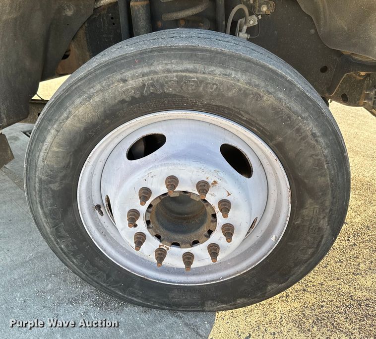 image for item DQ6759 2016 Ford F450 Super Duty utility / service truck