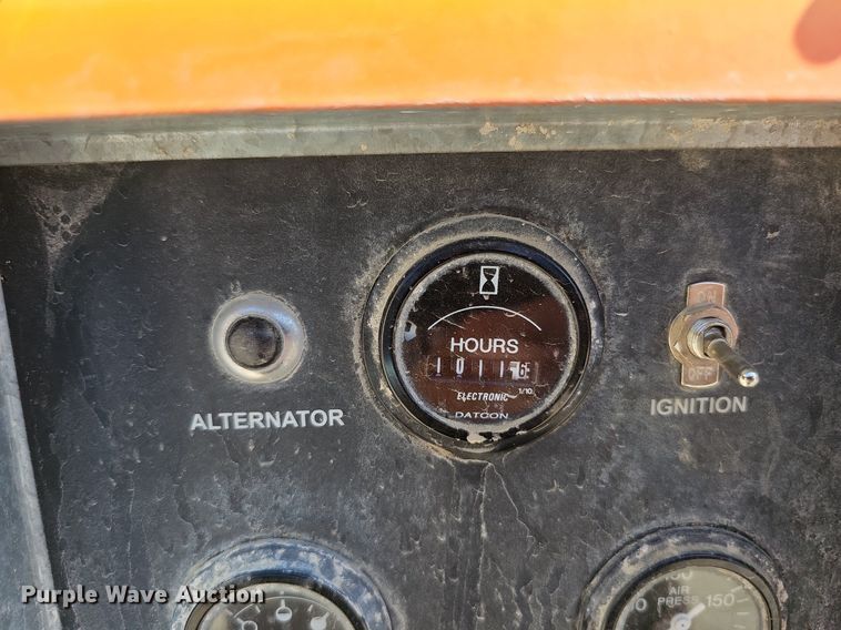 image for item DQ8588 Sullivan Palatek D185PJD air compressor