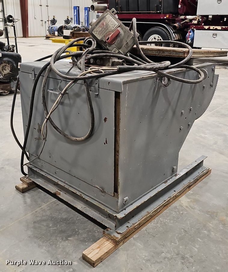 image for item DQ8594 1962 Aronson HD25 welding positioner