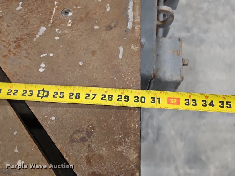 image for item DQ8594 1962 Aronson HD25 welding positioner