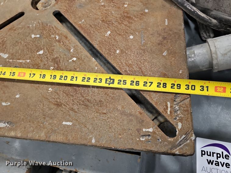 image for item DQ8594 1962 Aronson HD25 welding positioner