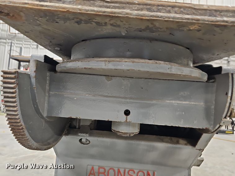 image for item DQ8594 1962 Aronson HD25 welding positioner