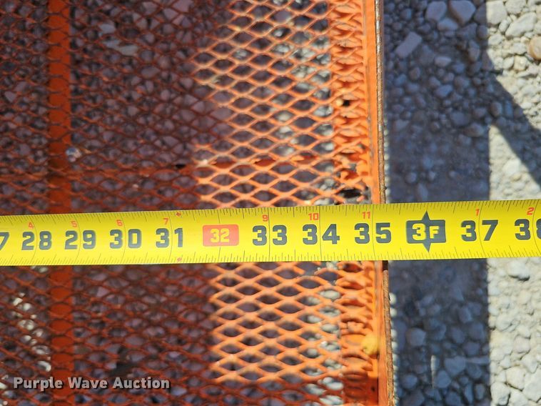 image for item DQ8598 2000 JLG Lift 600S boom lift