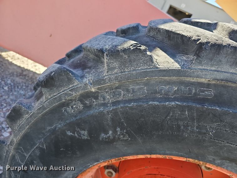 image for item DQ8598 2000 JLG Lift 600S boom lift