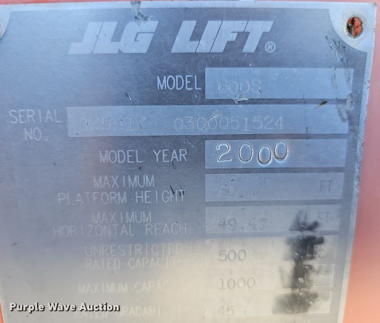 image for item DQ8598 2000 JLG Lift 600S boom lift