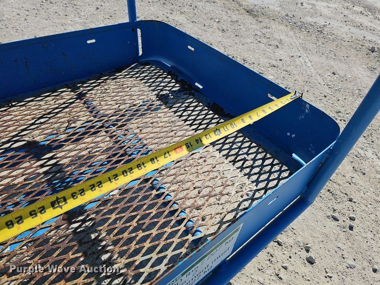 image for item DQ8599 2008 Genie S-60 boom lift