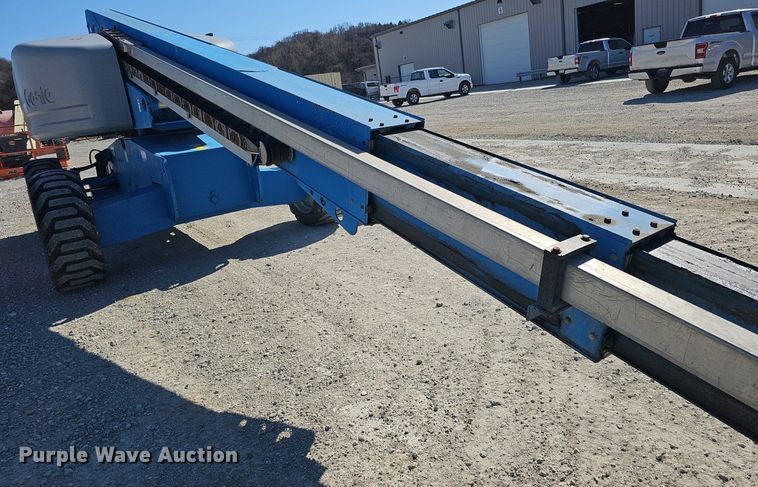 image for item DQ8599 2008 Genie S-60 boom lift