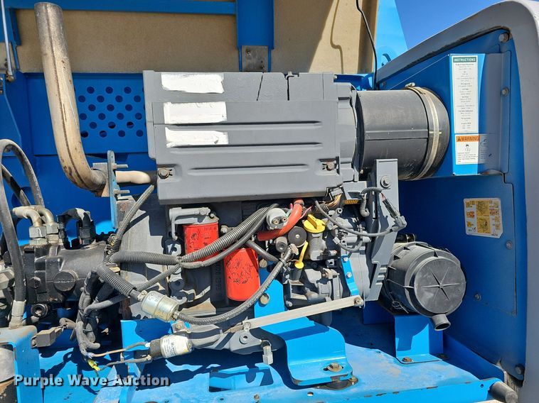 image for item DQ8599 2008 Genie S-60 boom lift