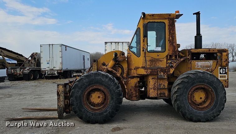 image for item DQ8611 1974 Caterpillar 950 wheel loader