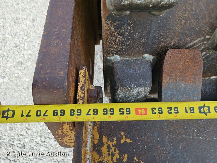 image for item DQ8614 1986 Ingersoll Rand SPF-48 single drum vibratory roller