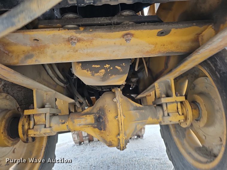 image for item DQ8614 1986 Ingersoll Rand SPF-48 single drum vibratory roller