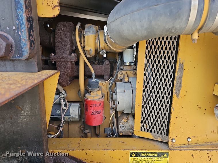 image for item DQ8614 1986 Ingersoll Rand SPF-48 single drum vibratory roller