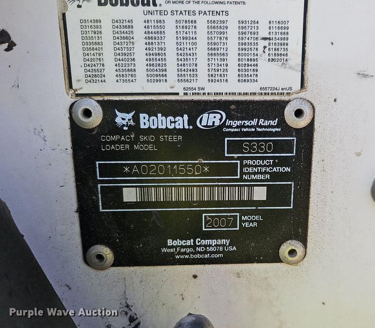 image for item DQ8617 2007 Bobcat S330 skid steer loader
