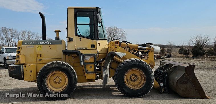 image for item DQ8620 1999 Komatsu WA180-3L wheel loader