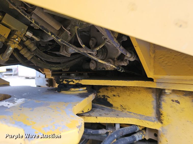 image for item DQ8620 1999 Komatsu WA180-3L wheel loader