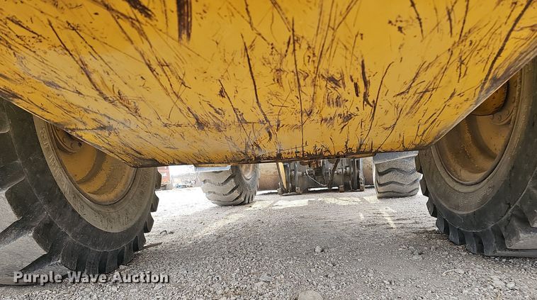 image for item DQ8620 1999 Komatsu WA180-3L wheel loader