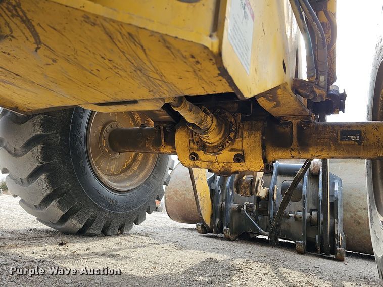 image for item DQ8620 1999 Komatsu WA180-3L wheel loader