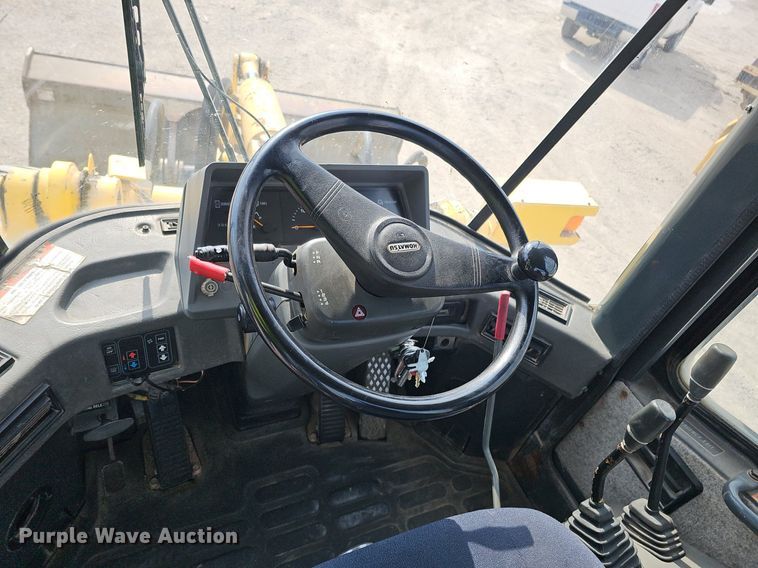 image for item DQ8620 1999 Komatsu WA180-3L wheel loader