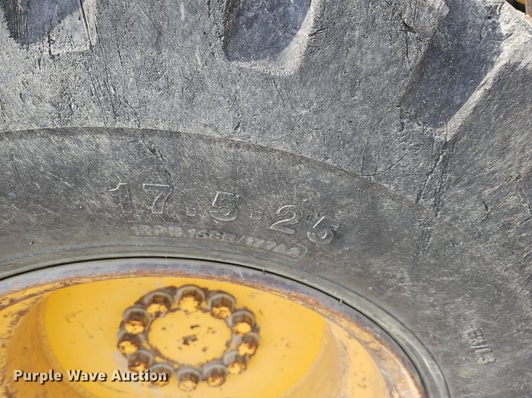 image for item DQ8620 1999 Komatsu WA180-3L wheel loader