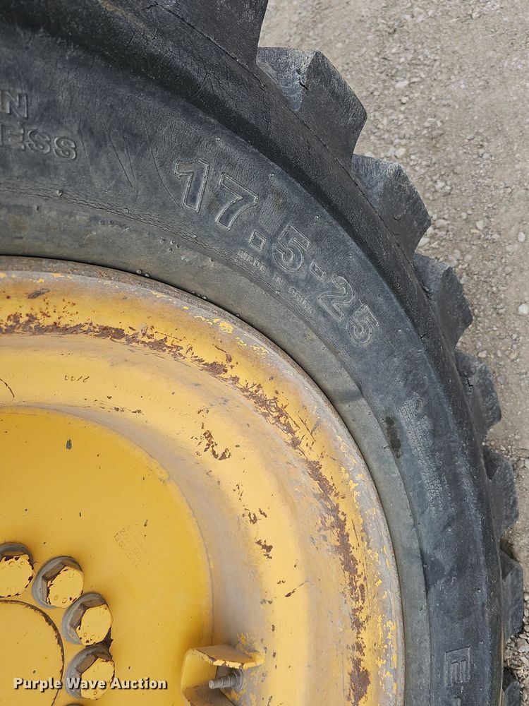 image for item DQ8620 1999 Komatsu WA180-3L wheel loader