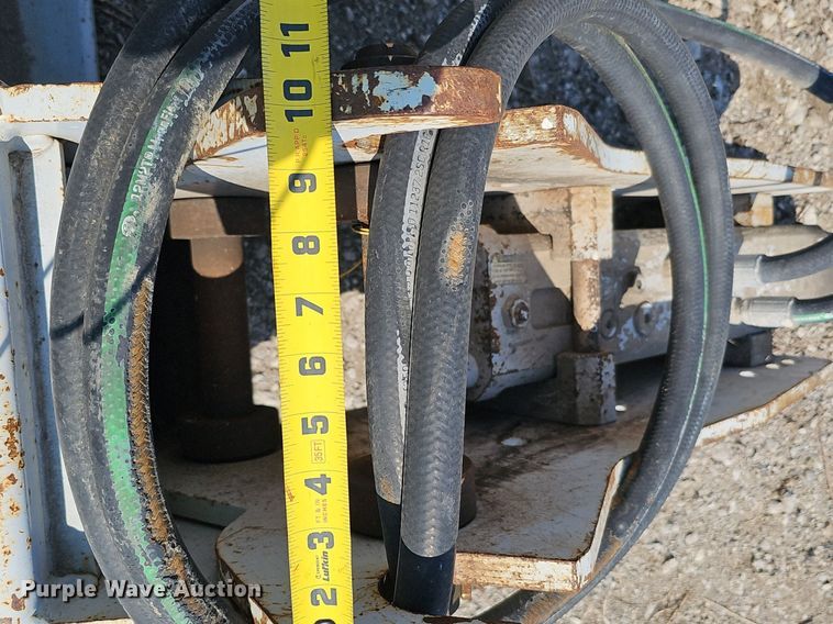 image for item DQ8627 FRD FX55WB-50 skid steer breaker