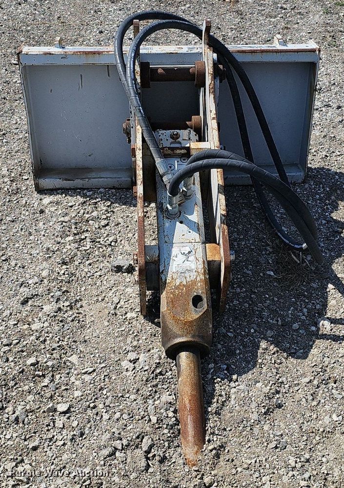 image for item DQ8629 FRD FX55WB-50 skid steer breaker