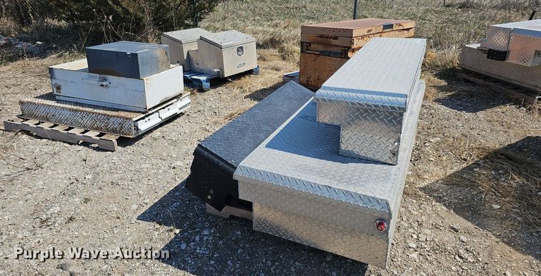 image for item DQ8630 (17) toolboxes