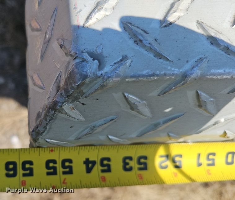 image for item DQ8630 (17) toolboxes