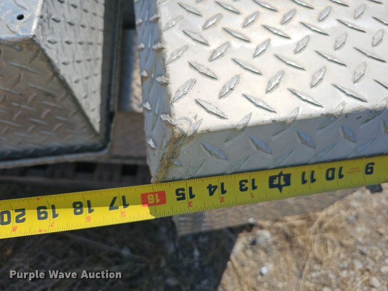 image for item DQ8630 (17) toolboxes