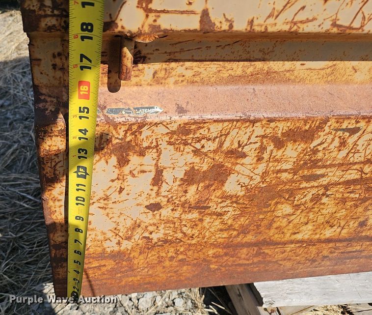 image for item DQ8630 (17) toolboxes