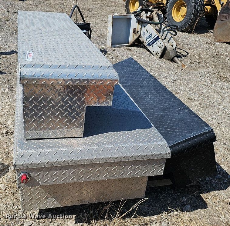 image for item DQ8630 (17) toolboxes