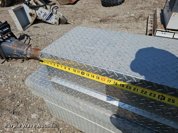 image for item DQ8630 (17) toolboxes