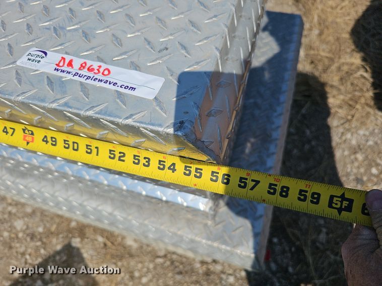 image for item DQ8630 (17) toolboxes