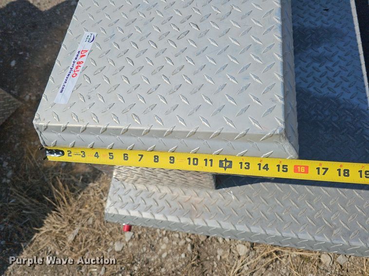 image for item DQ8630 (17) toolboxes