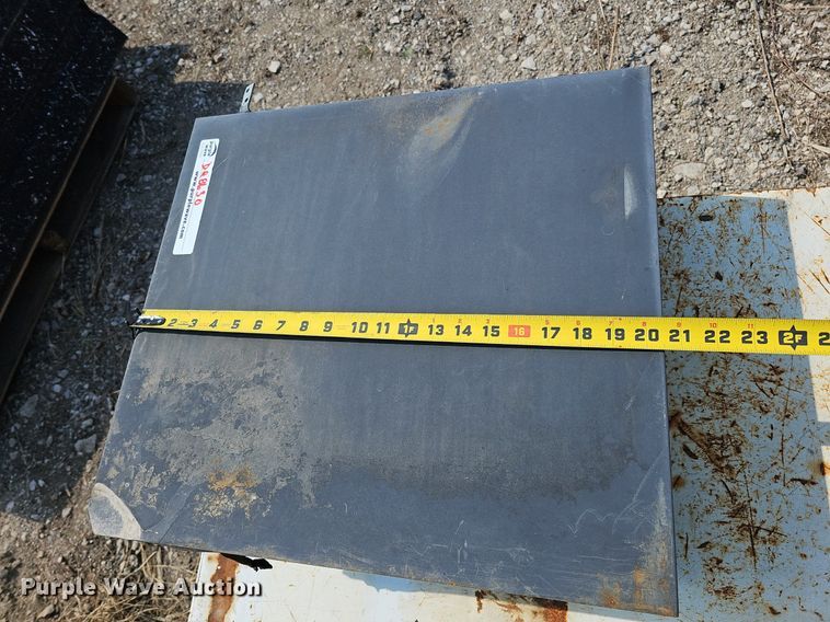 image for item DQ8630 (17) toolboxes