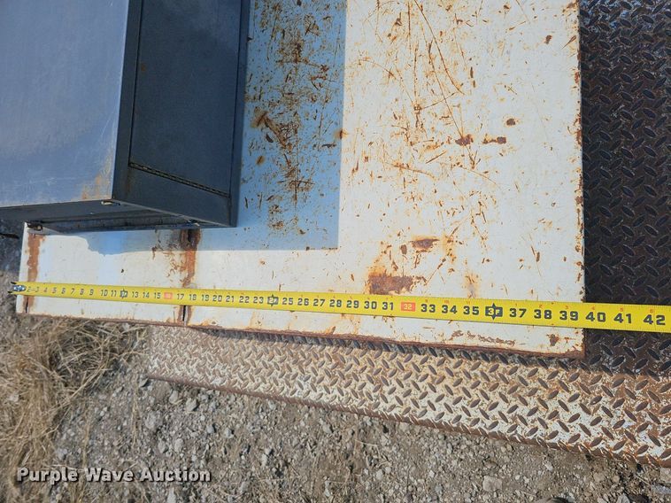 image for item DQ8630 (17) toolboxes