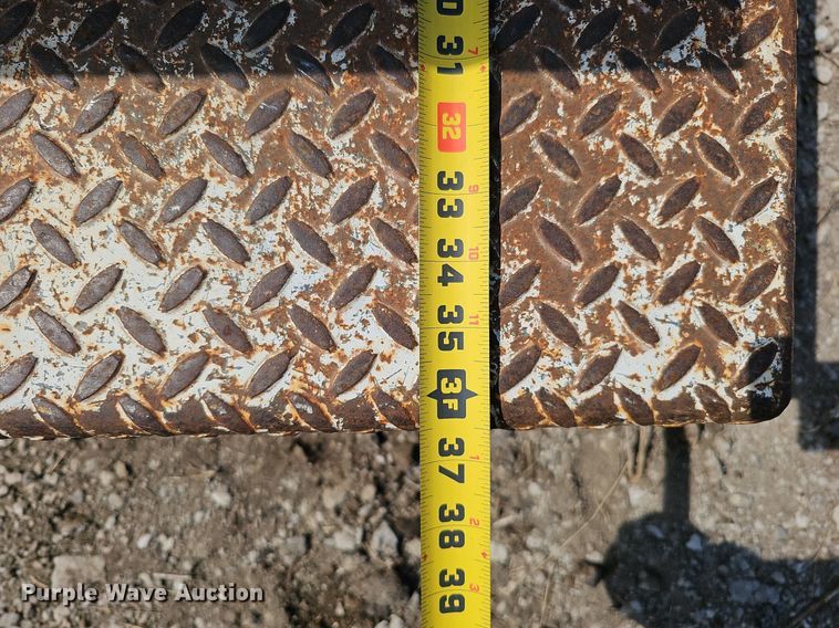 image for item DQ8630 (17) toolboxes