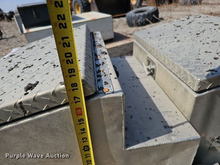 image for item DQ8630 (17) toolboxes