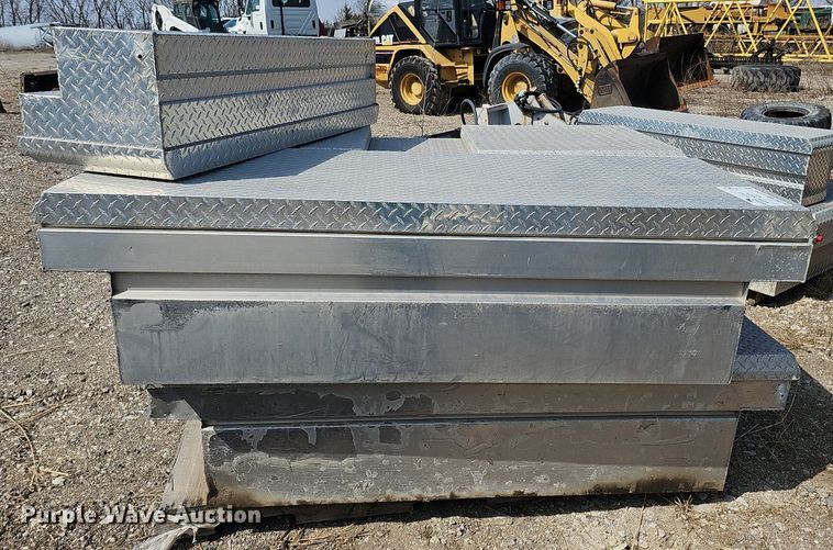 image for item DQ8631 (13) toolboxes