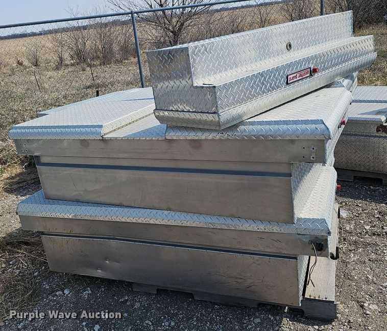 image for item DQ8631 (13) toolboxes