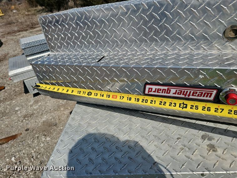 image for item DQ8631 (13) toolboxes