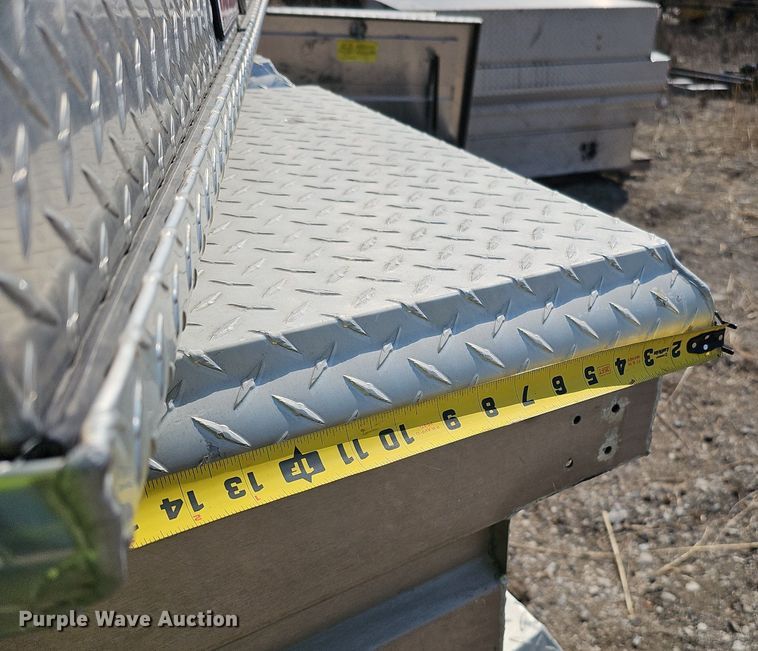 image for item DQ8631 (13) toolboxes