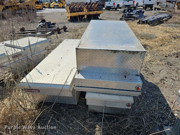 image for item DQ8631 (13) toolboxes