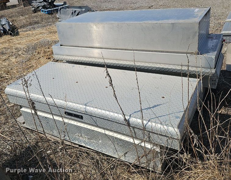 image for item DQ8631 (13) toolboxes