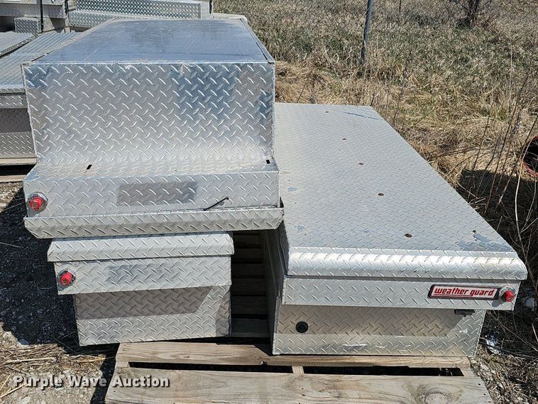 image for item DQ8631 (13) toolboxes