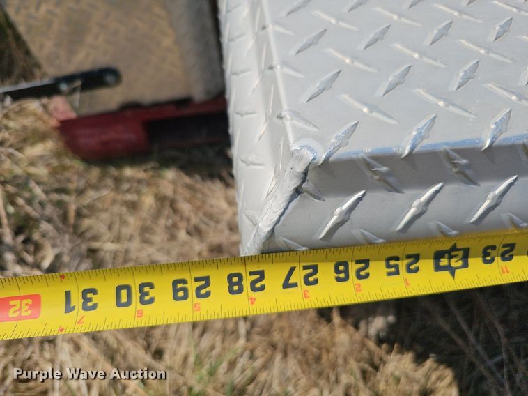 image for item DQ8631 (13) toolboxes