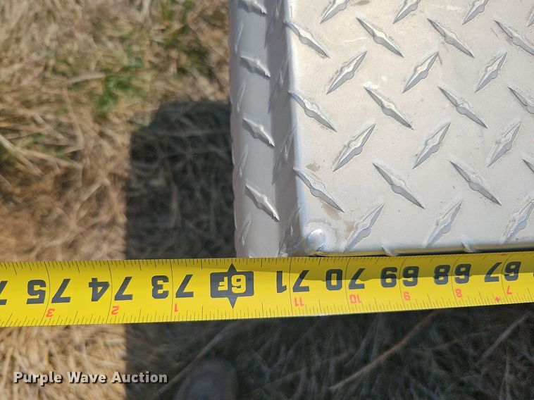 image for item DQ8631 (13) toolboxes