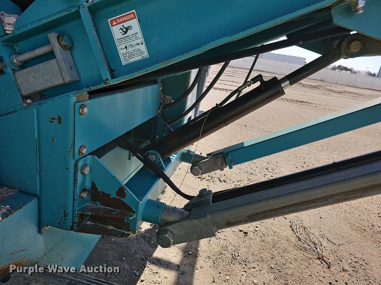 image for item DQ8634 2007 Powerscreen Turbo Chieftain 1400 screening plant